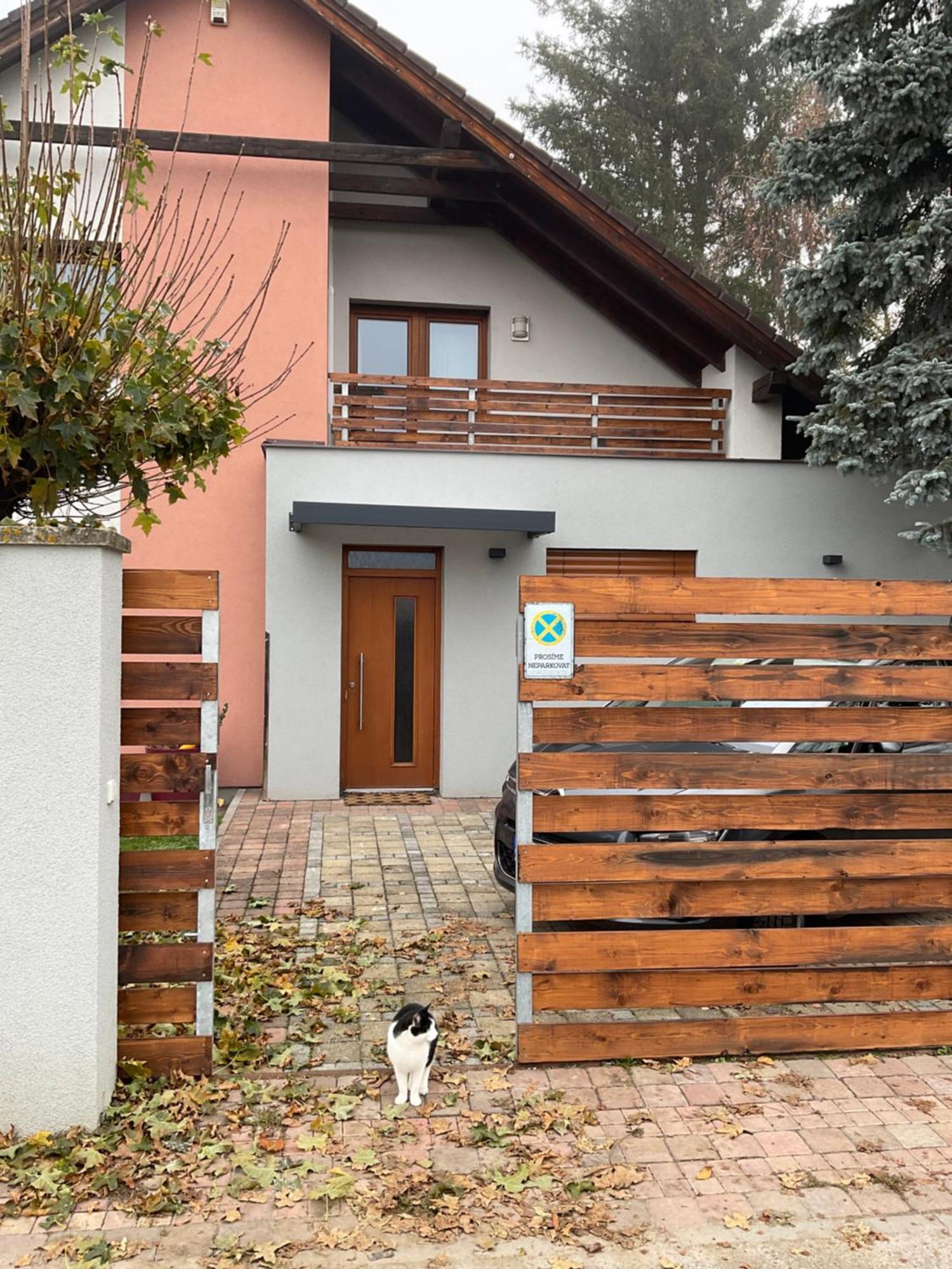 Apartman U Lesa Nové Jirny Exterior foto