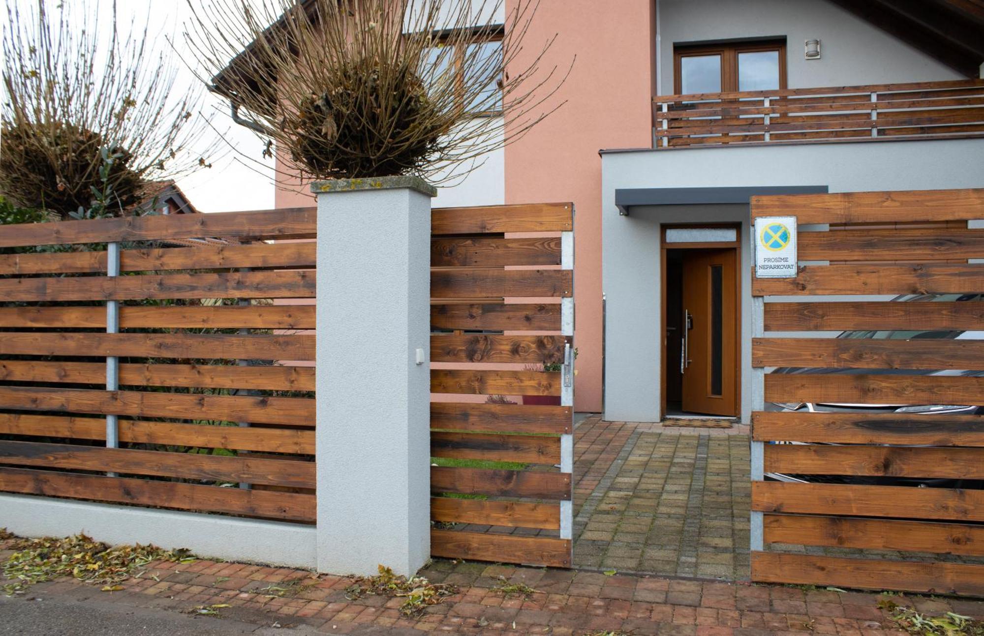 Apartman U Lesa Nové Jirny Exterior foto